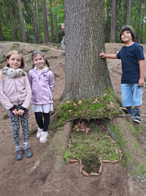 1. společná vycházka družiny